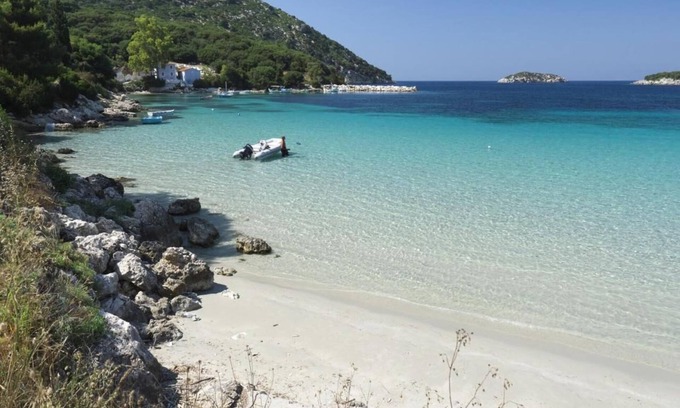 Lixouri Apartment | Apartment 'Casa Mimi' with Sea View, Wi-Fi and Air Conditioning