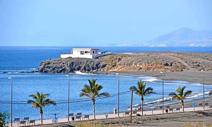 Tarajalejo House | Apartment Casa TaraMar Tarajalejo max. 8 people Pool WiFi Sea view close to the beach
