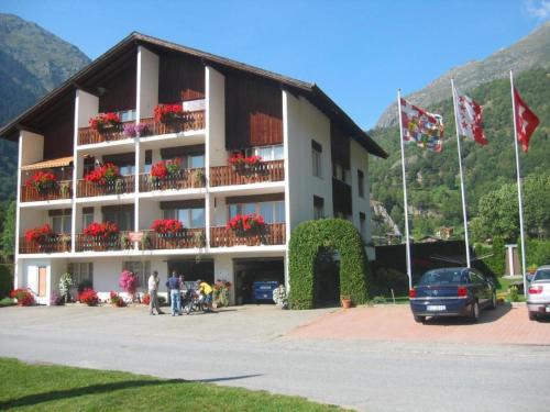 Reckingen Apartment | Apartment Casa Yolanda 2- OG Süd by Interhome