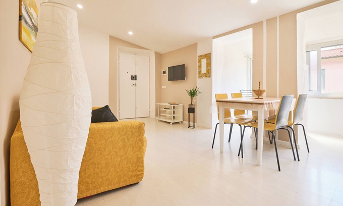 Piombino Apartment | Apartment 'Casalsole Piombino' with Wi-Fi and Air Conditioning