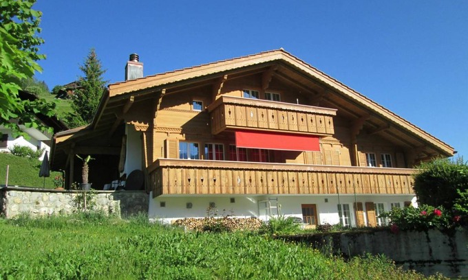 Lenk Apartment | Apartment ∙ 2 bedrooms ∙ 5 guests