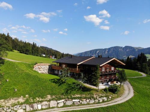 Auffach Apartment | Apartment Chalet Edelweiß by Interhome