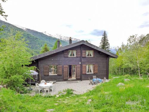 Buerchen Apartment | Apartment Chalet Kibou by Interhome