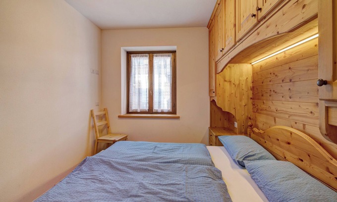 Livigno Apartment | Apartment 'Chalet Meridiana Appartamento 6' with Mountain View