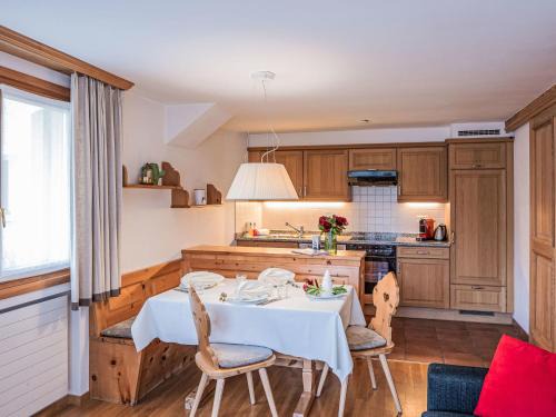 Surlej Apartment | Apartment Chesa Vadret Surlej by Interhome