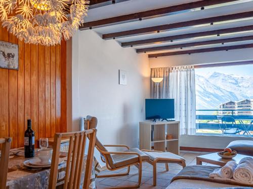 Saint-Pierre-de-Clages Apartment | Apartment Christiania 2 L3 by Interhome