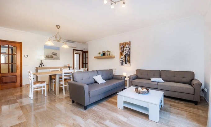 Cala Ratjada Apartment | Apartment 'Coromina - Estany' with Sea Views, Wi-Fi and Air Conditioning
