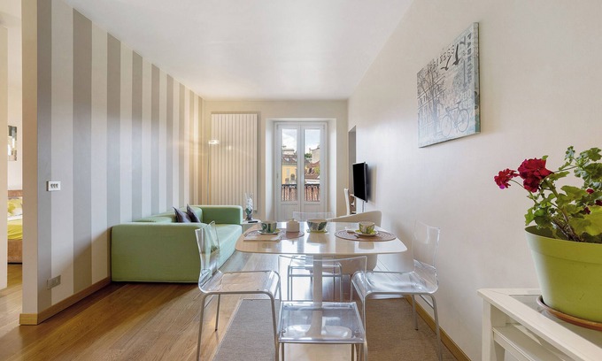 Porta Lodovica Apartment | Apartment "Crocetta 10" in City Centre with Wi-Fi