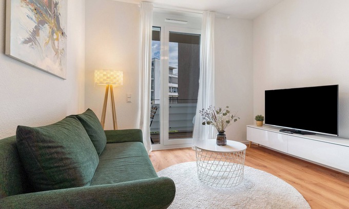 Unterwiehre-Nord Apartment | Apartment 'Km Style Apartments 6' with Balcony and Wi-Fi