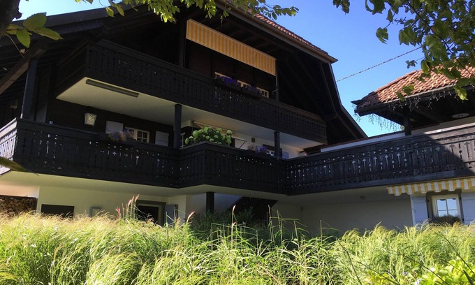 Hoechenschwand Apartment | Apartment 'Deluxe' with Mountain View, Private Terrace and Wi-Fi
