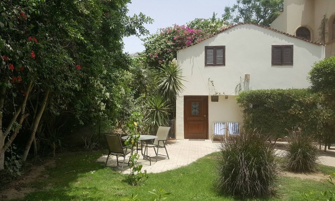 Giza Ski Chalet | Apartment duplex in a chalet at 4km from harcheological site, 300 m from shops.