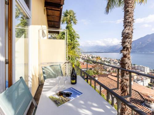 Muralto Apartment | Apartment Egner- Apt-Glaspalast by Interhome