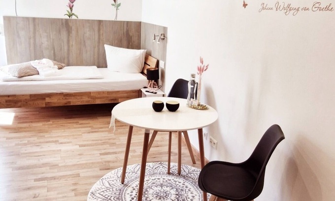 Wertheim Apartment | Apartment-Ensuite with Shower-Einzelzimmer