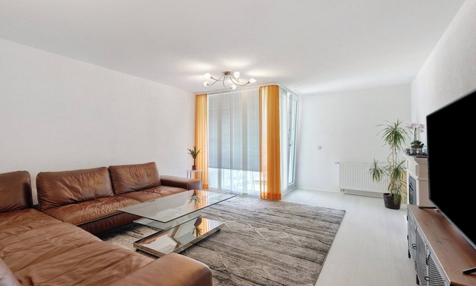 Engen Apartment | Apartment 'Eva Ferienwohnung' with Balcony and Wi-Fi
