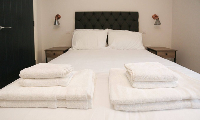 Belfast Apartment | Apartment-Exclusive-Private Bathroom