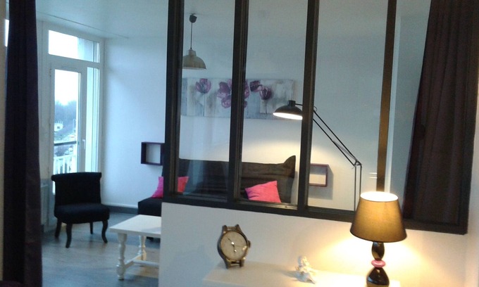 Boulogne-sur-Mer Apartment | apartment facing the port