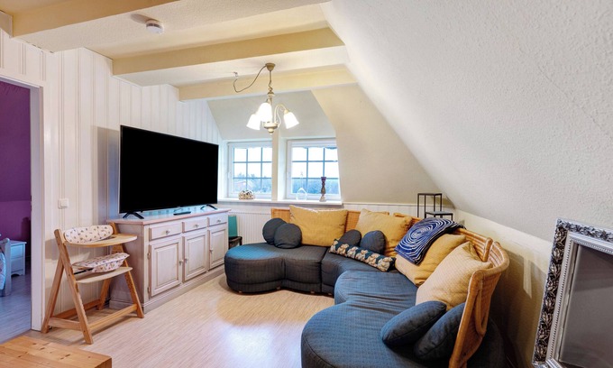 Dagebuell Apartment | Apartment 'Ferienwohnung Föhr' with Shared Terrace, Shared Garden and Wi-Fi