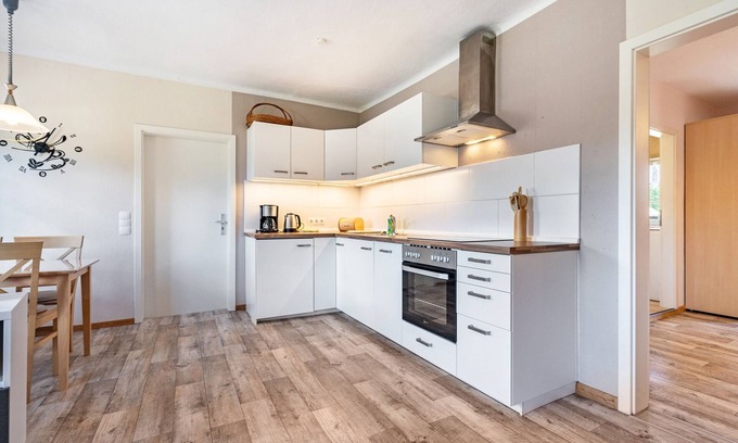 Gohrisch Apartment | Apartment 'Fewo 1' with Shared Garden and Wi-Fi
