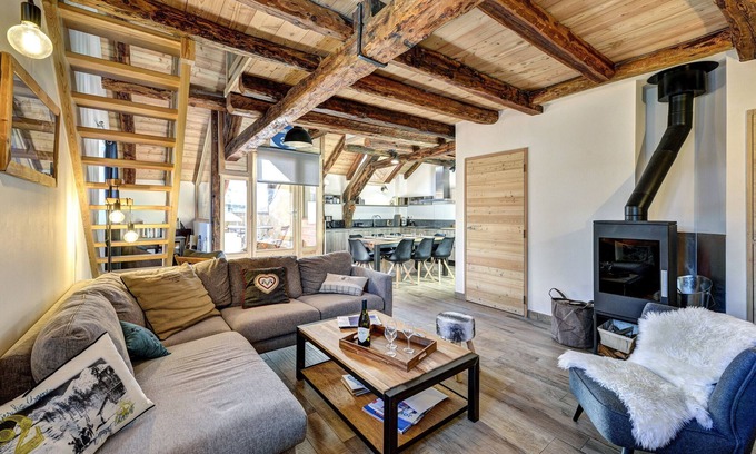 Monetier-les-Bains Apartment | Apartment in chalet center Monetier les Bains