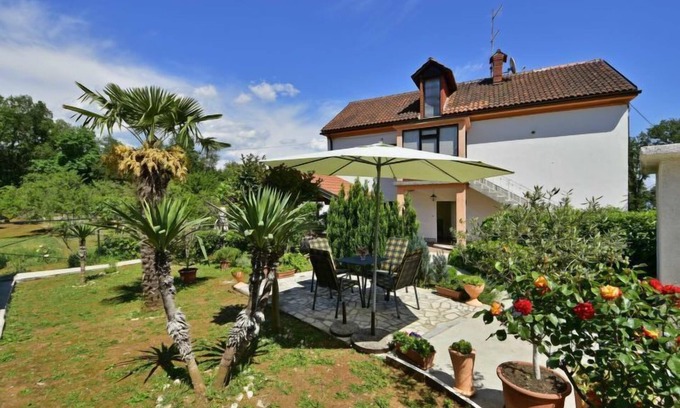Opric Apartment | Apartment Franjo by Interhome
