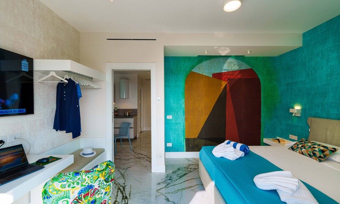 Piano di Sorrento Apartment | Apartment 'Gio Mar Blu' with Sea View, Wi-Fi and Air Conditioning