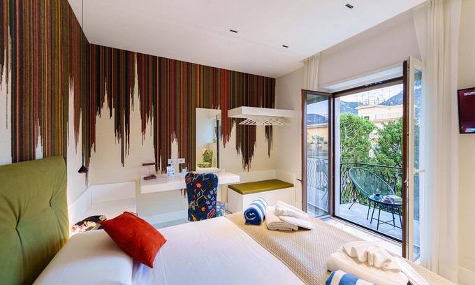 Piano di Sorrento Apartment | Apartment 'Gio Mar Green' with Mountain View, Wi-Fi and Air Conditioning