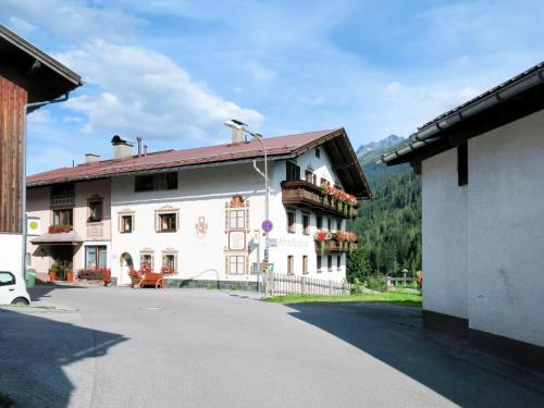 Sankt Anton am Arlberg Apartment | Apartment Hof am Schönbach-1 by Interhome