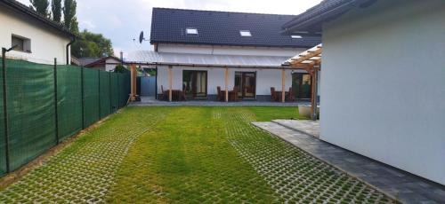 Svaty Kriz Apartment | Apartment house with sauna and jacuzzi Svätý Kríž 2