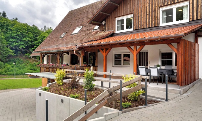 Ohlsbach Apartment | Apartment 'Huber' with Mountain View, Shared Pool and Wi-Fi