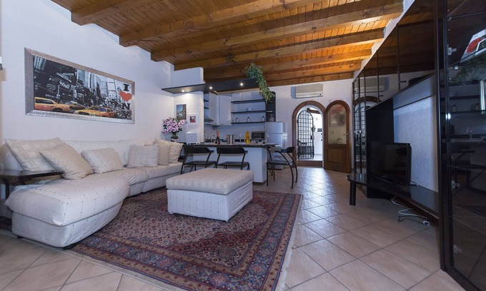 Rivoltella House | Apartment in the historic center of Rivoltella sul Garda ideal for families