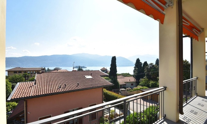 Verbania Apartment | Apartment in a prime location on Lake Maggiore