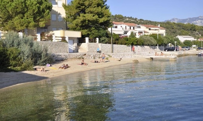 Barbat na Rabu Apartment | Apartment in Barbat with Seaview, Balcony, Air condition (660-5)