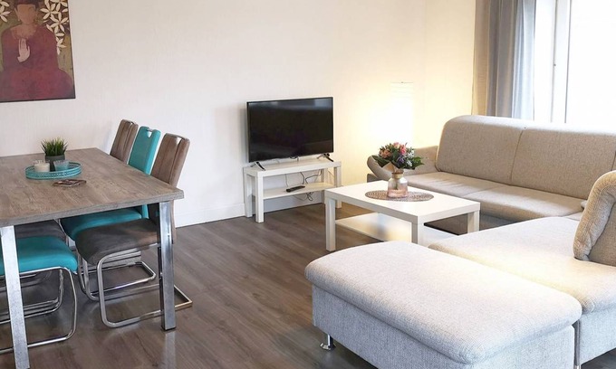 Bedburg-Hau Apartment | Apartment in Bedburg-Hau BE04, 100qm, 2 Schlafzimmer, 1 Wohn-/Schlafzimmer, max. 8 Personen
