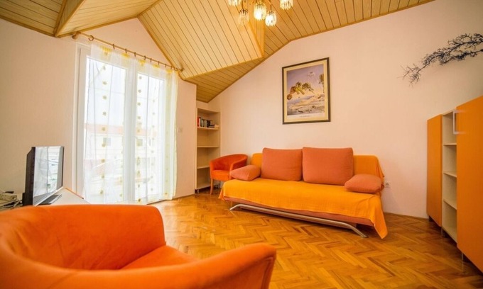 Bol Apartment | Apartment in Bol with Seaview, Balcony, Air condition, WIFI (3835-1)