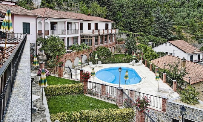 Casanova Lerrone Apartment | Apartment in Castellaro with garden