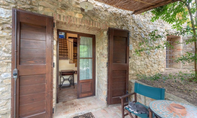 Simignano Cottage | Apartment in Chianti with pool ID 452