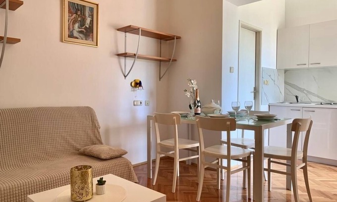 Omis Apartment | Apartment in Duće with Seaview, Balcony, Air condition, WIFI (4174-10)