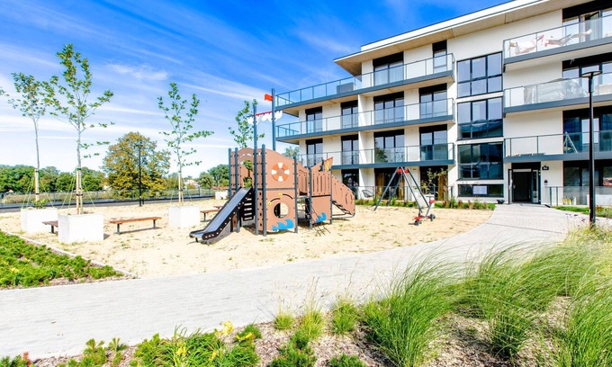 Dziwnow Apartment | Apartment in Dziwnów by River and Beach