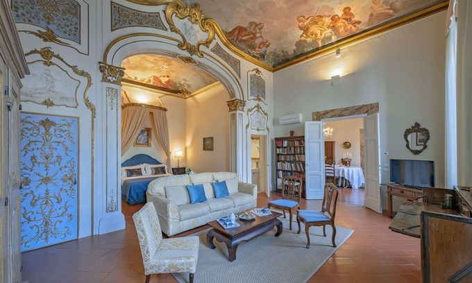 San Lorenzo Apartment | Apartment in Florence with 3 bedrooms sleeps 5