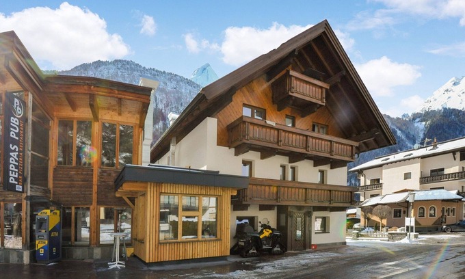 Huben Apartment | Apartment in Huben near Ski Slopes