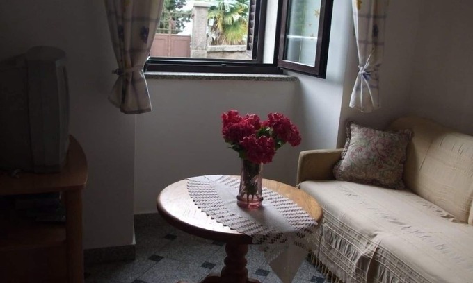Ika Apartment | Apartment in Ika with Seaview, Terrace, Air condition, WIFI (3699-1)