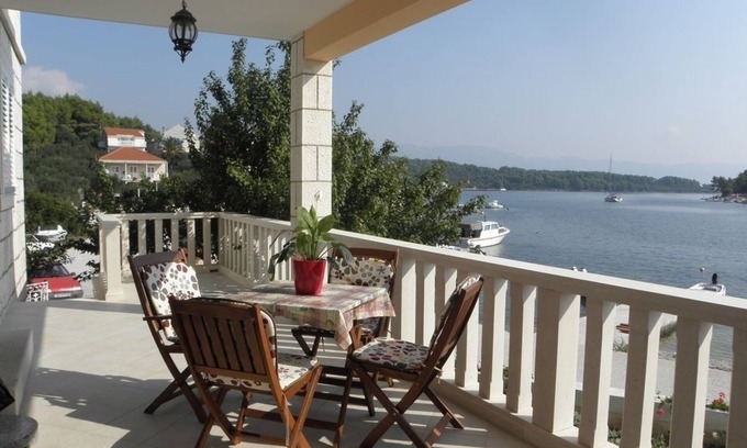 Lumbarda Apartment | Apartment in Lumbarda with Seaview, Terrace, Air condition, WIFI (128-2)