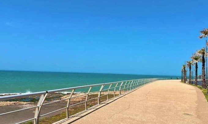Quartier Des Orangers Apartment | Apartment in Rabat with Jacuzzi, Close to the Sea & La Corniche