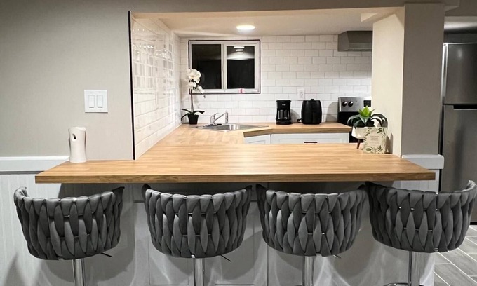 Ironbound District Apartment | Apartment in NewarknCozy & Stylish Studio for 4.