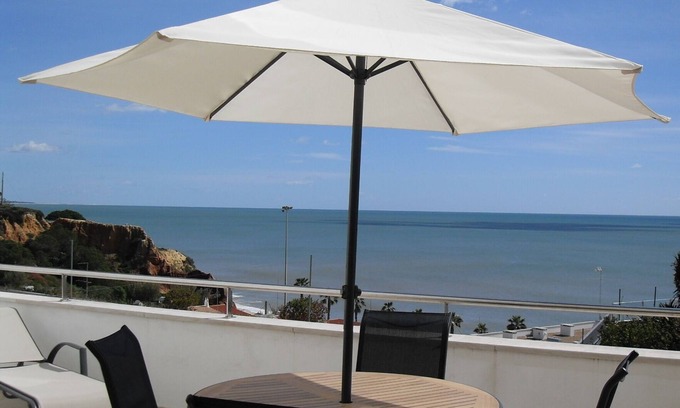 Olhos D'Agua Apartment | Apartment in Olhos de Água with Breathtaking Views Of The Private Pool & Beach