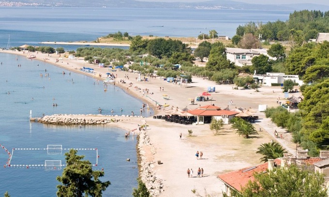 Borak Apartment | Apartment in Omiš with Seaview, Balcony, Air condition, WIFI (161-3)