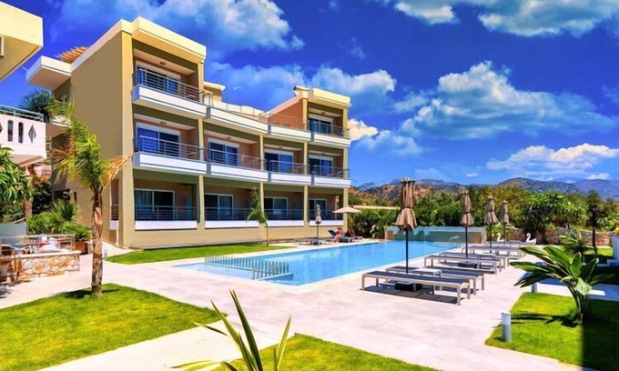 Palaiochora Apartment | Apartment in Paleochora near the sea route