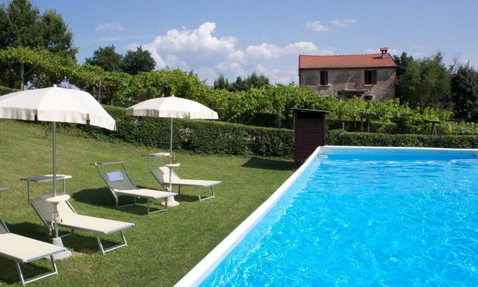 Casalfiumanese Apartment | Apartment in Sassoleone with Pool, Balcony & Garden
