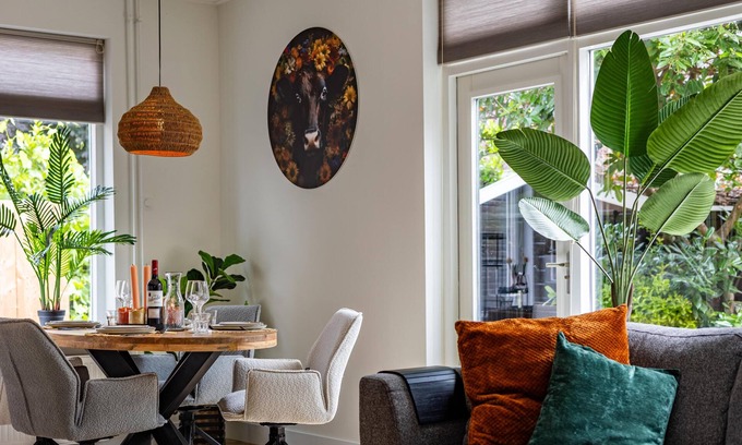 Warmenhuizen House | Apartment in the city centre close to the sea