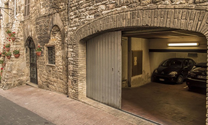 Assisi Apartment | Apartment in the center of Assisi - large rooftop terrace and fabulous views